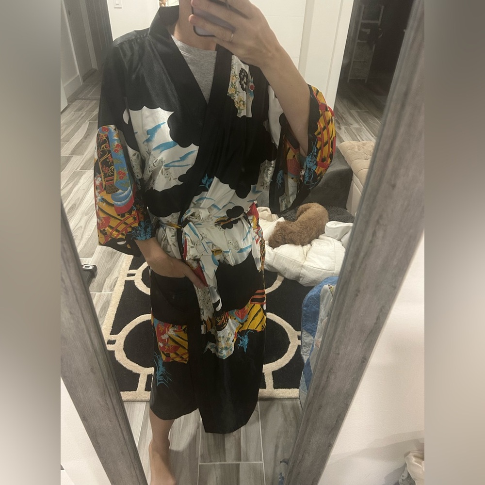 Satin Black Kimono Robe - Picture 2 of 7